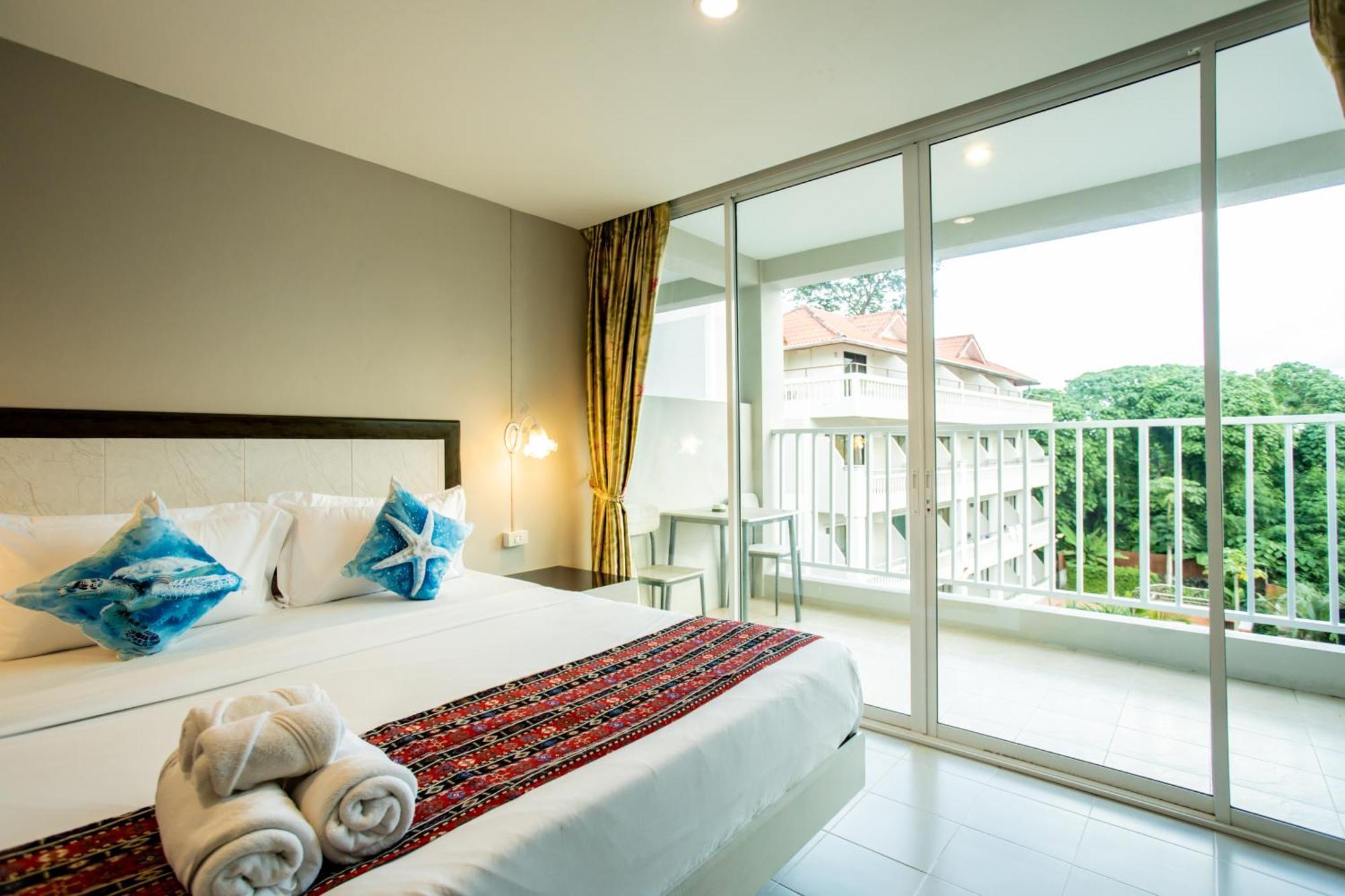 Tri's Miracle Side Aparthotel Kata Beach (Phuket)