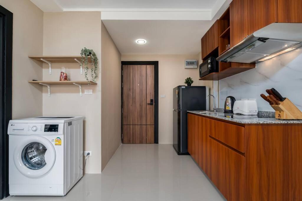 1 Bedroom 777 Condotel *