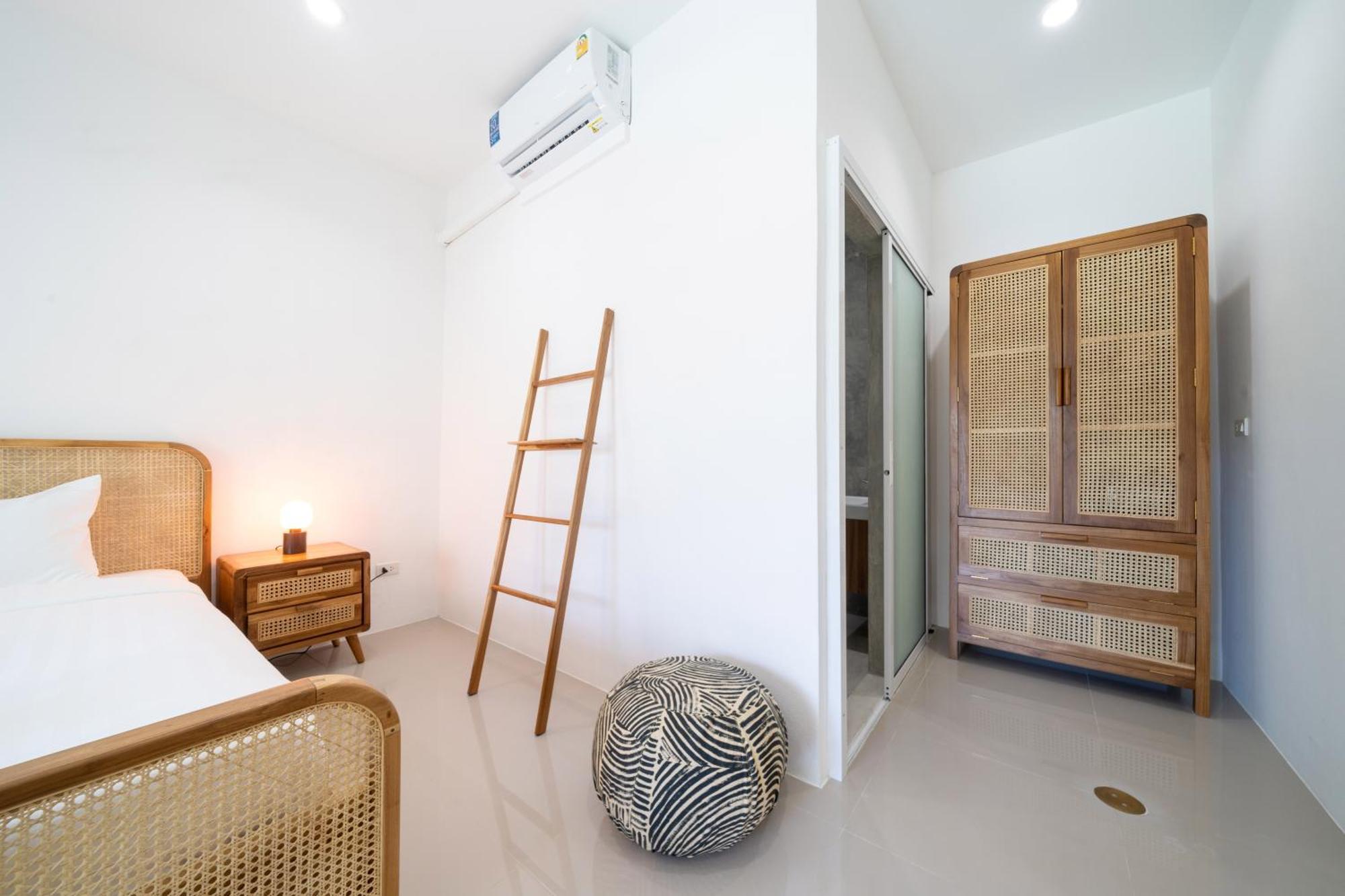 Balinese-style 2-bedroom, Private Pool Villa, Aemy Villa Ban Saiyuan