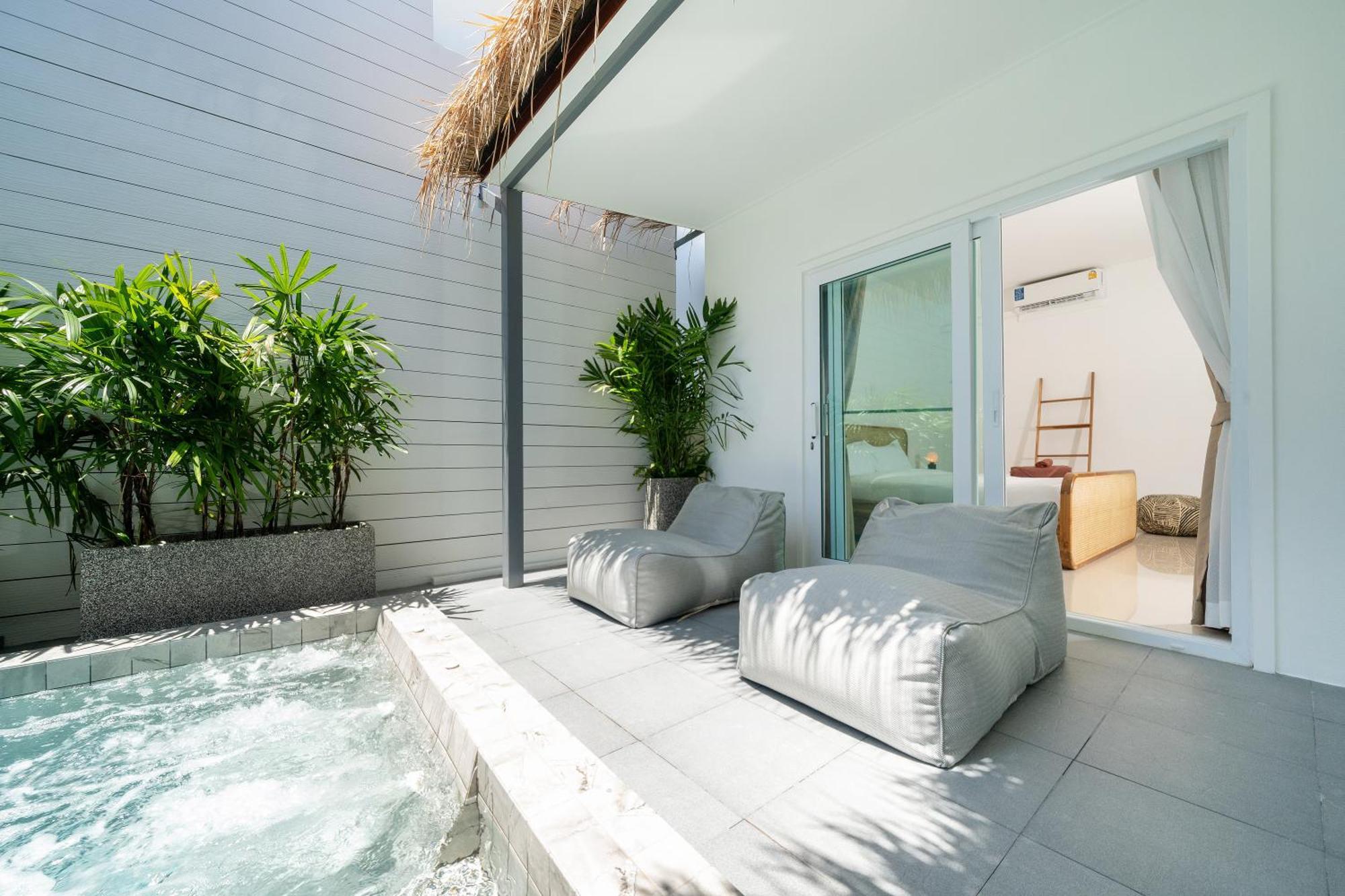 Villa Balinese-style 2-bedroom, Private Pool Villa, Aemy