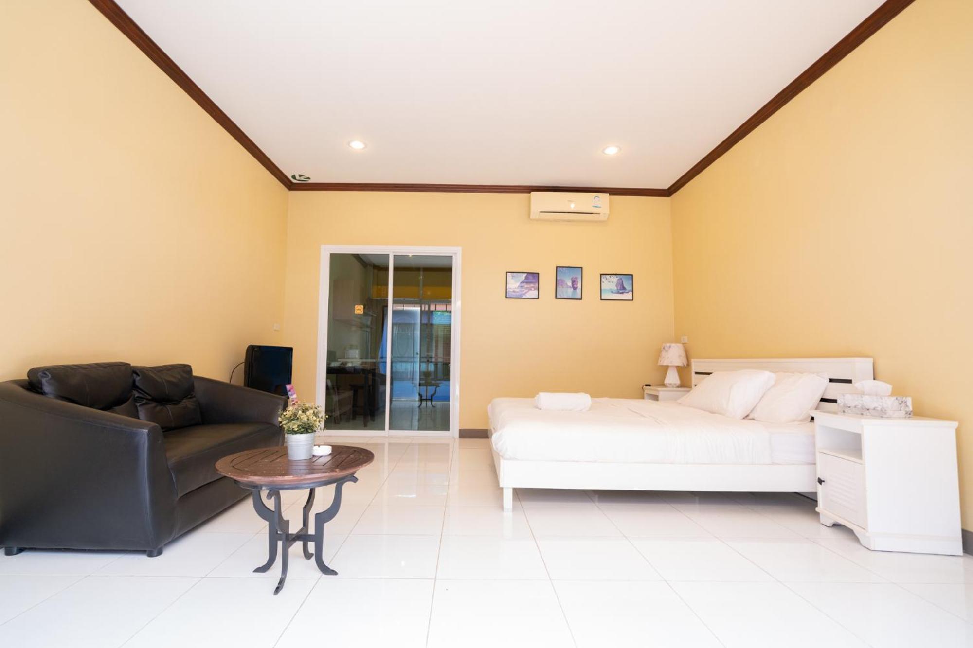 The Guesthouse, Phuket 3* Cape Panwa