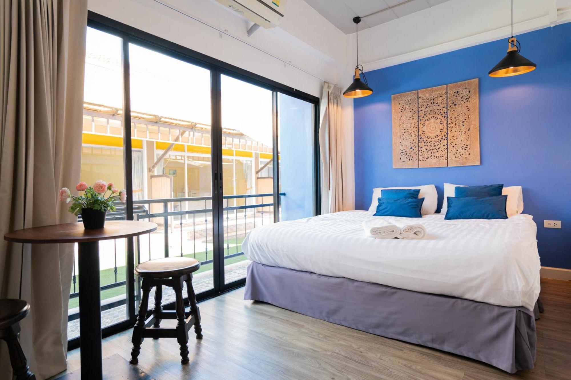The Guesthouse, Phuket Hotel