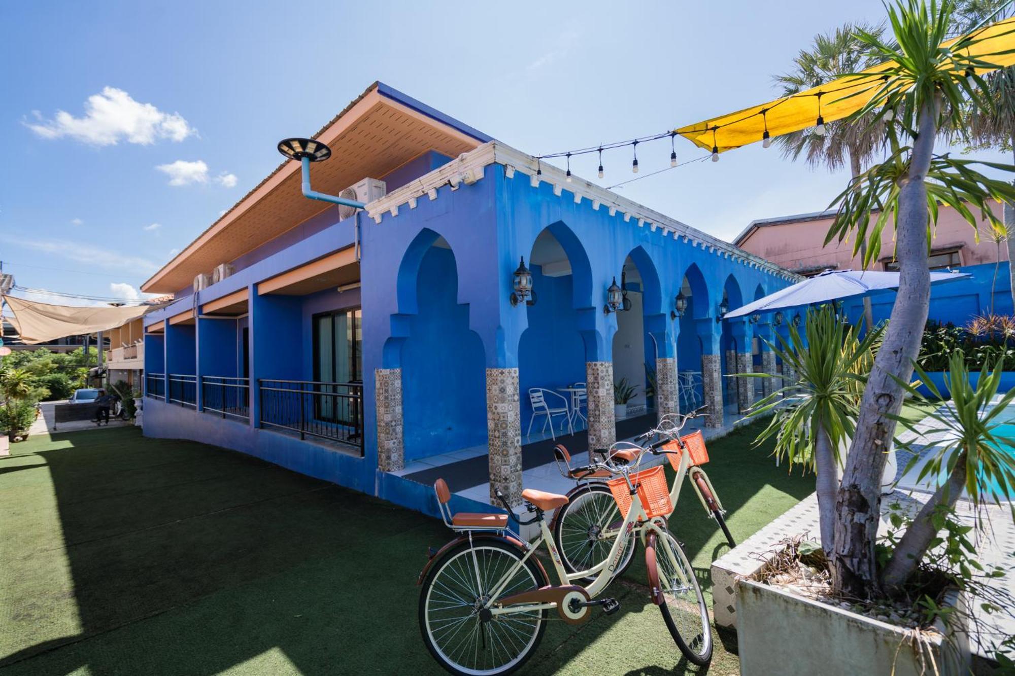 The Guesthouse, Phuket Hotel 3*