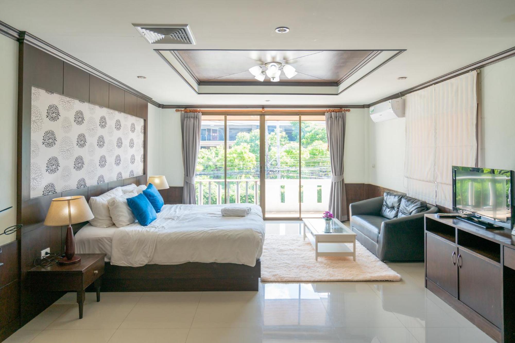 The Guesthouse, Phuket 3*