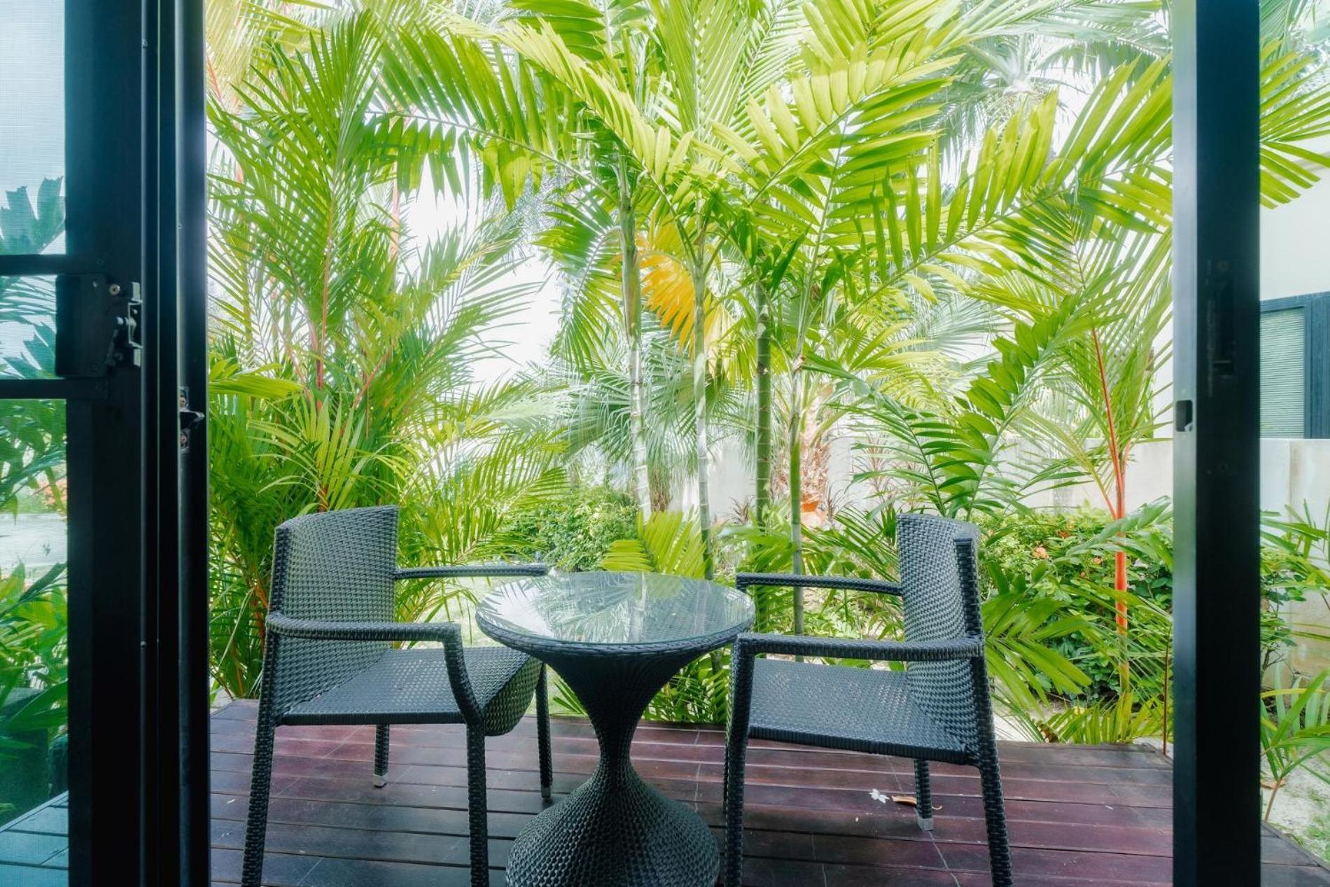 Villa Lotus Pool
