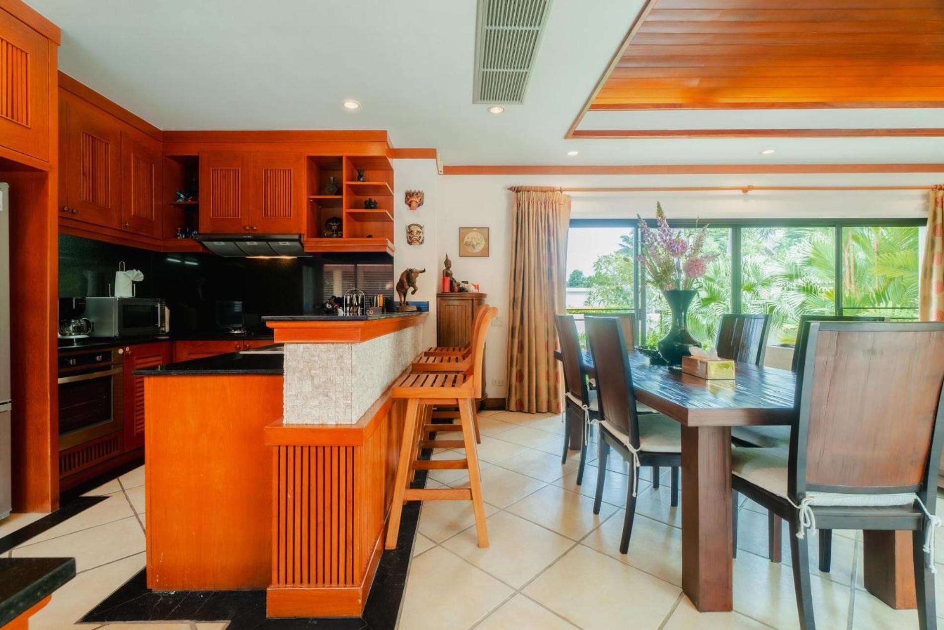 Lotus Pool Villa Rawai