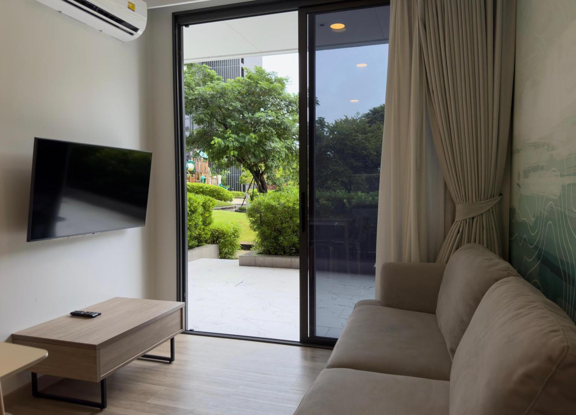 Skypark Laguna Bangtao Apartment *