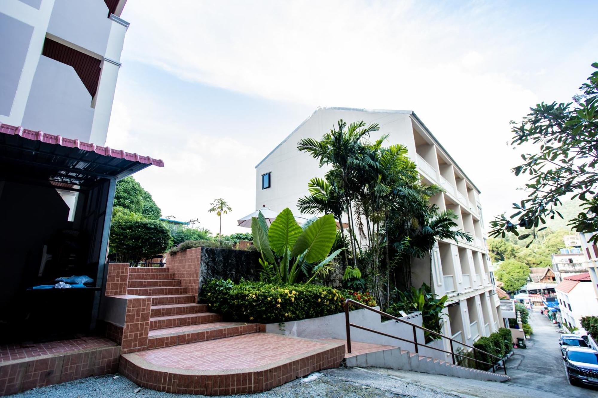 Aparthotel Tri's Miracle Side Kata Beach (Phuket)