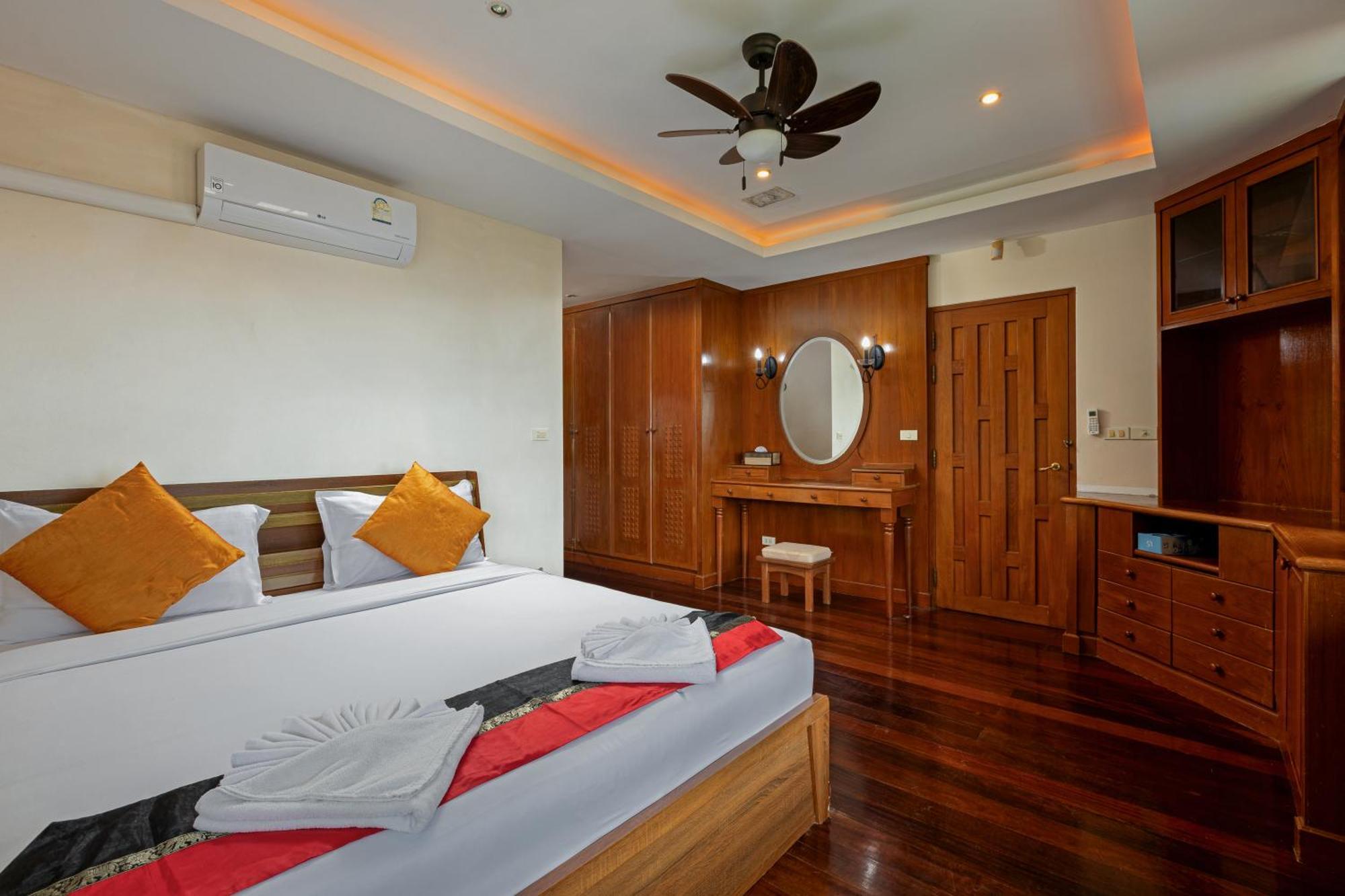 Villa Moon Talay View Patong