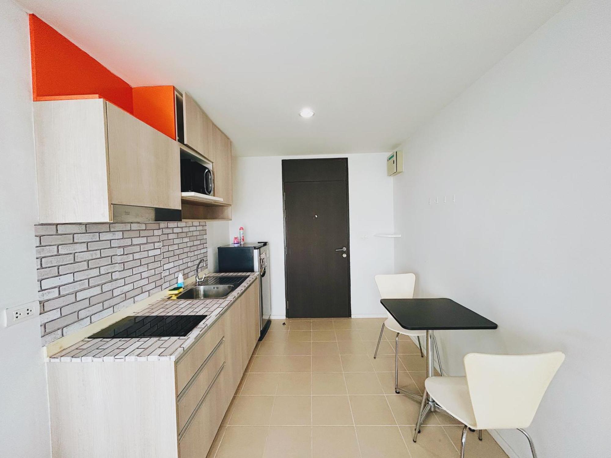 47near Shopping Malls And Naka Night Market Apartment Phuket