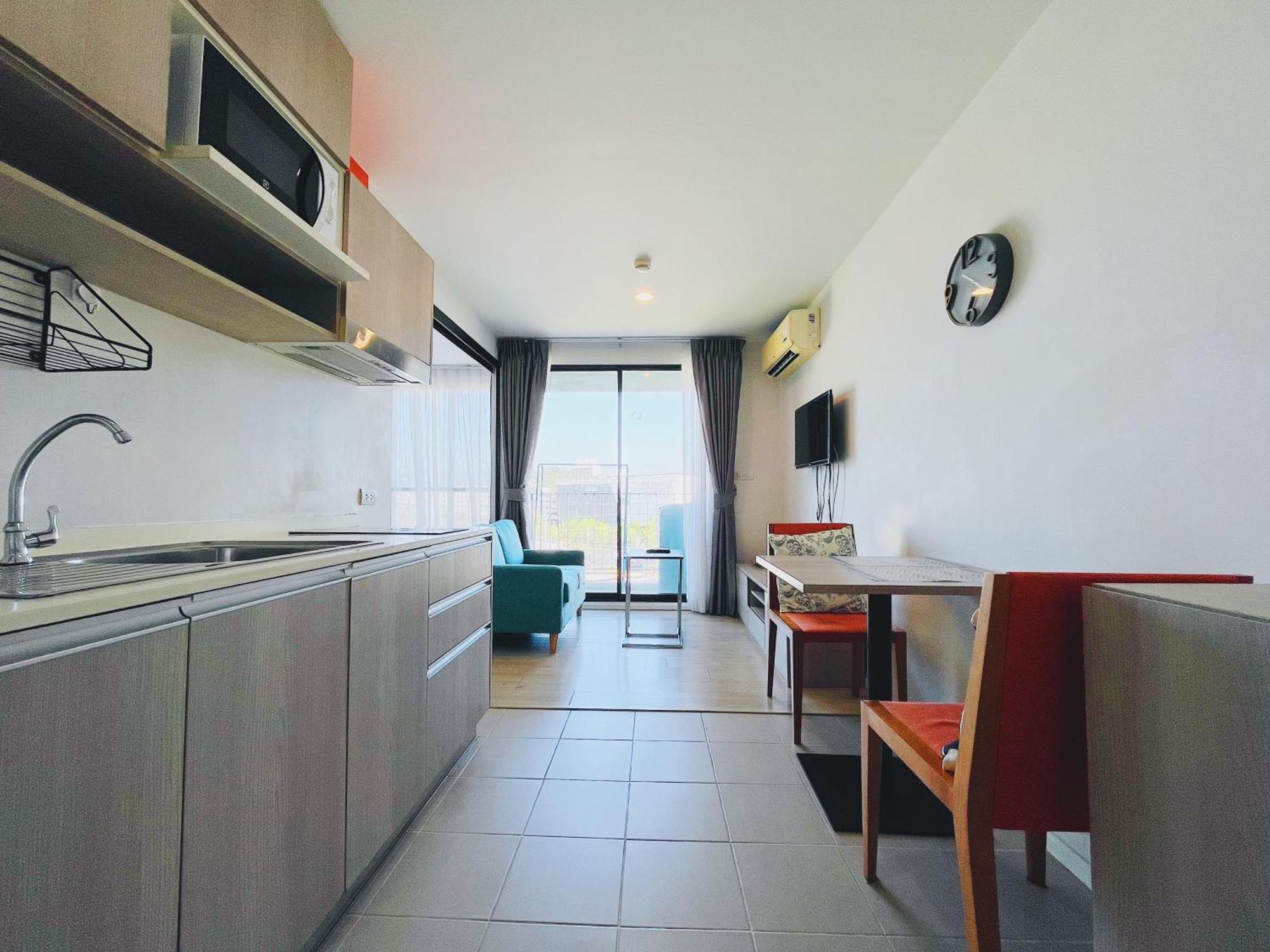 47near Shopping Malls And Naka Night Market Apartment