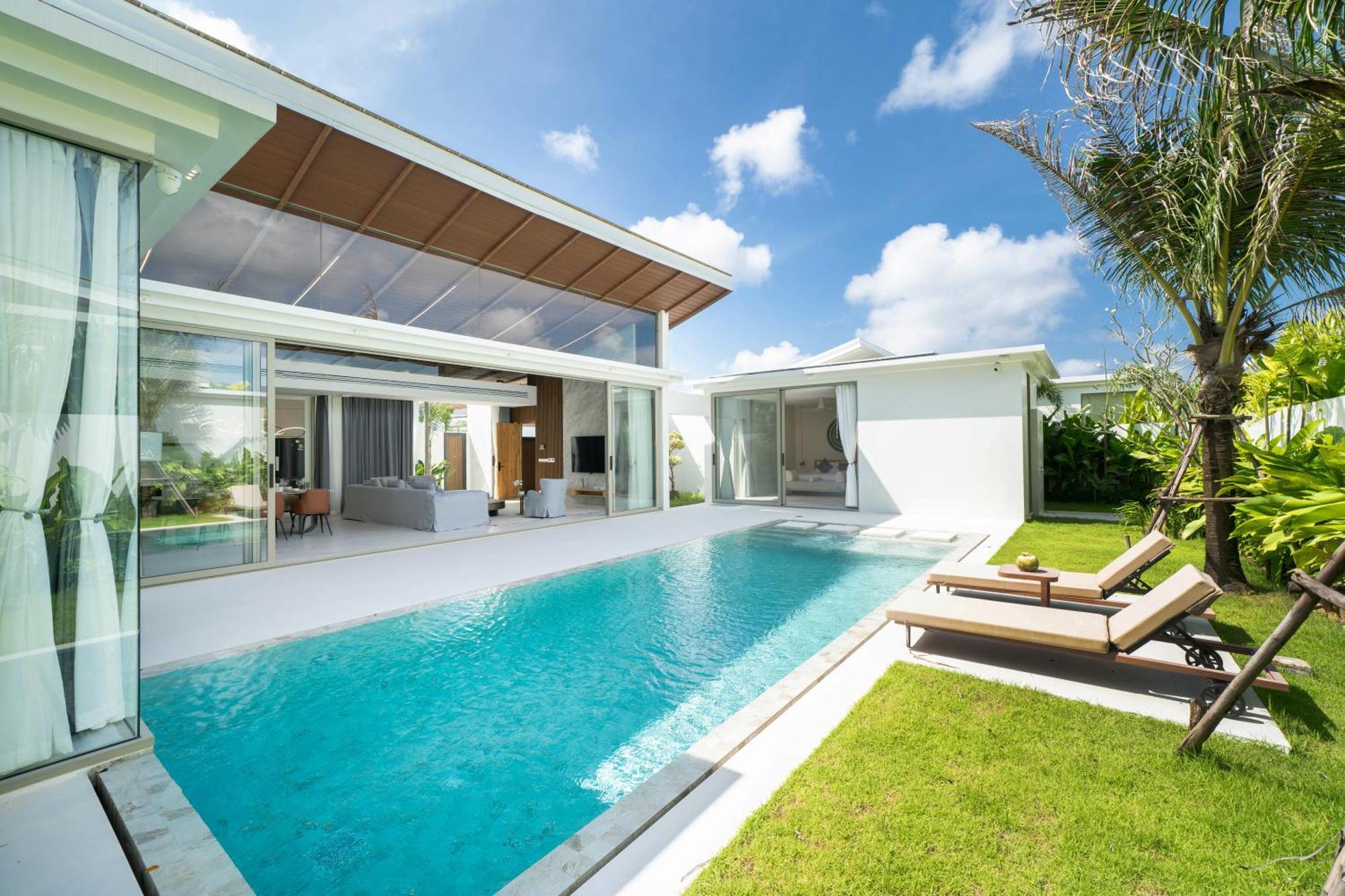 Luxury Pool And Garden Phuket
