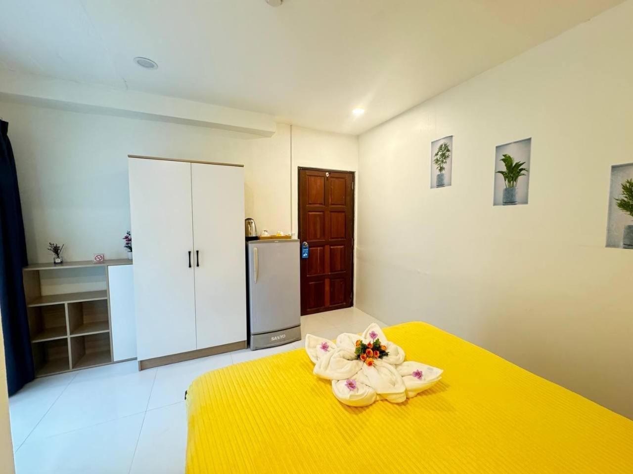 Pupa Hotel