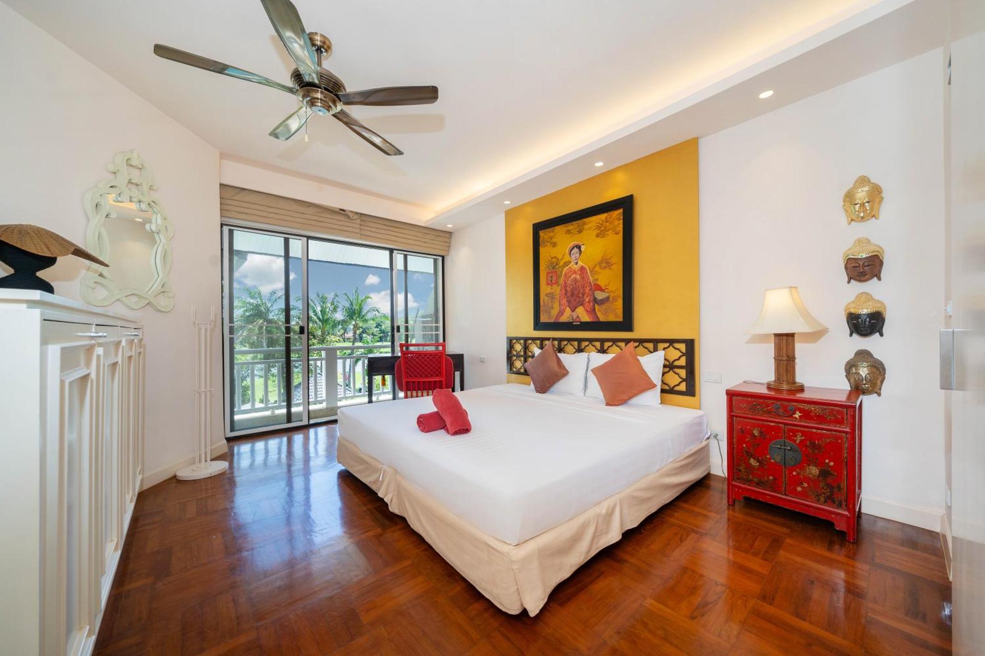 Poolview 2-bedroom In Bangtao Next To Golf Course, Allamanda 2321 Apartment