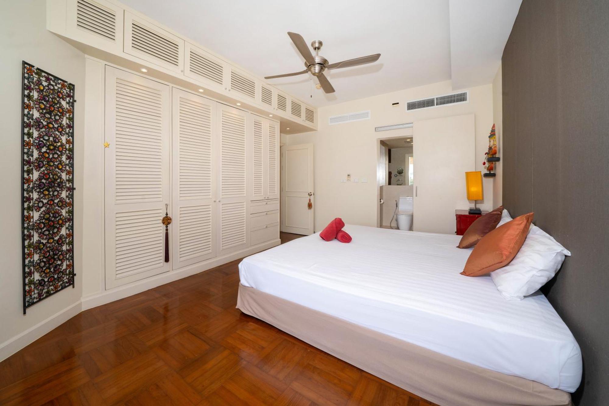 Apartment Poolview 2-bedroom In Bangtao Next To Golf Course, Allamanda 2321 *
