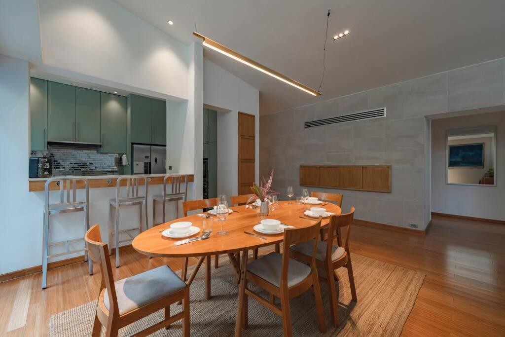 Premier Living In Prime Location V146 Holiday home *