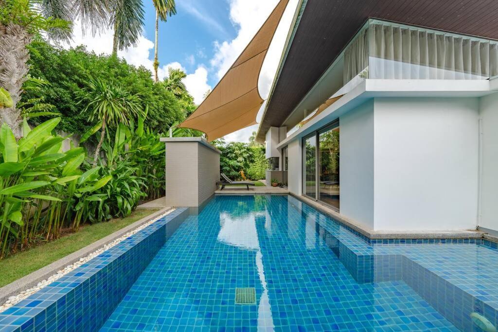 Holiday home Premier Living In Prime Location V146