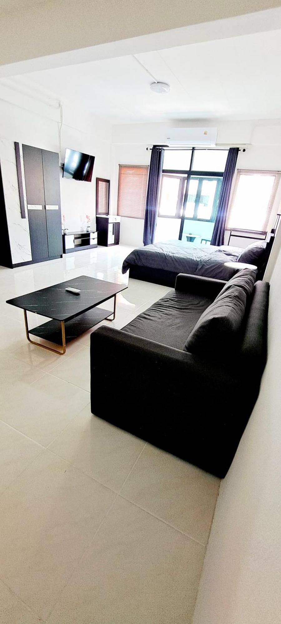 The Pink Palace Guest house Karon