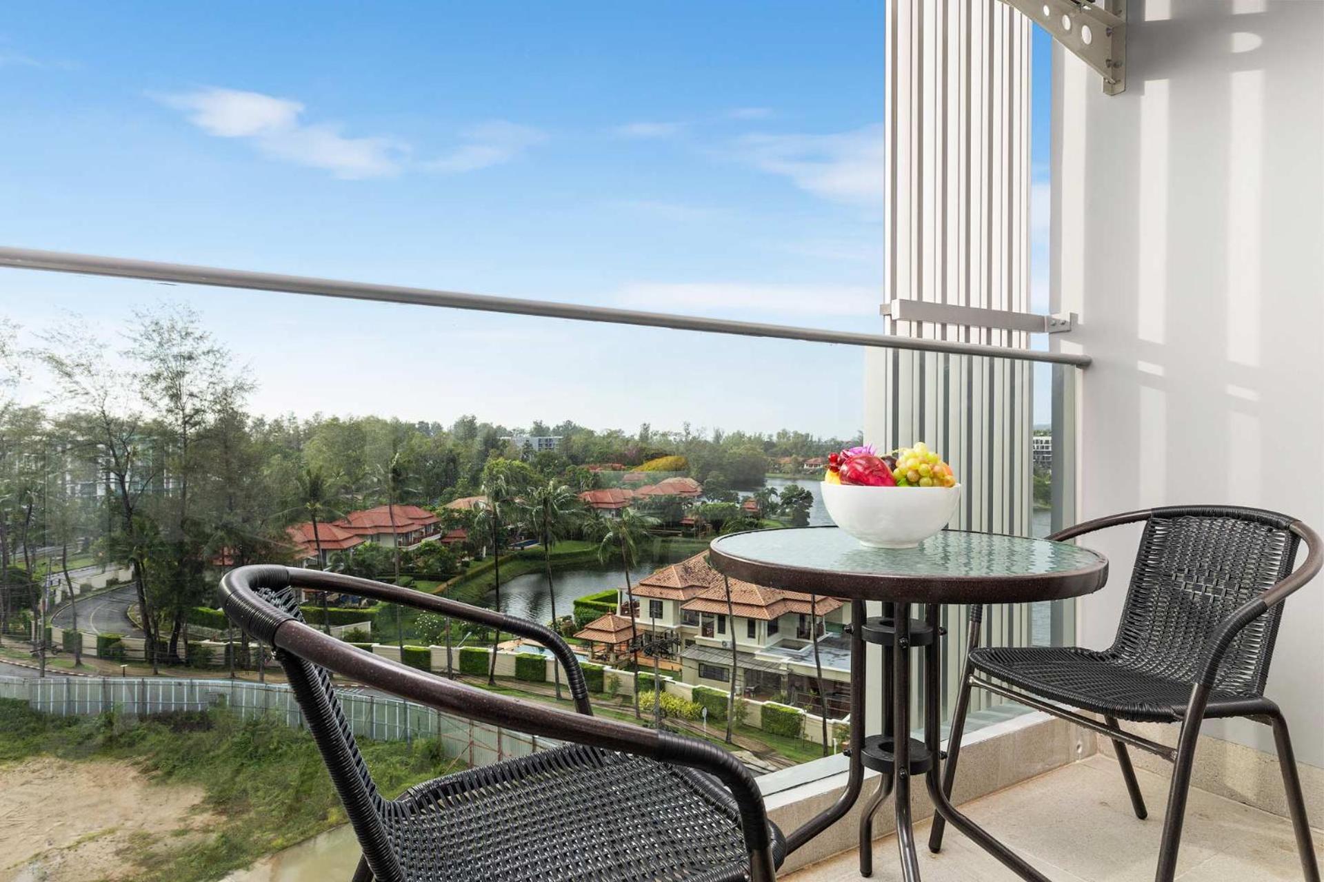 Laguna Lakeside Bangtao By My Phuket Aparthotel *
