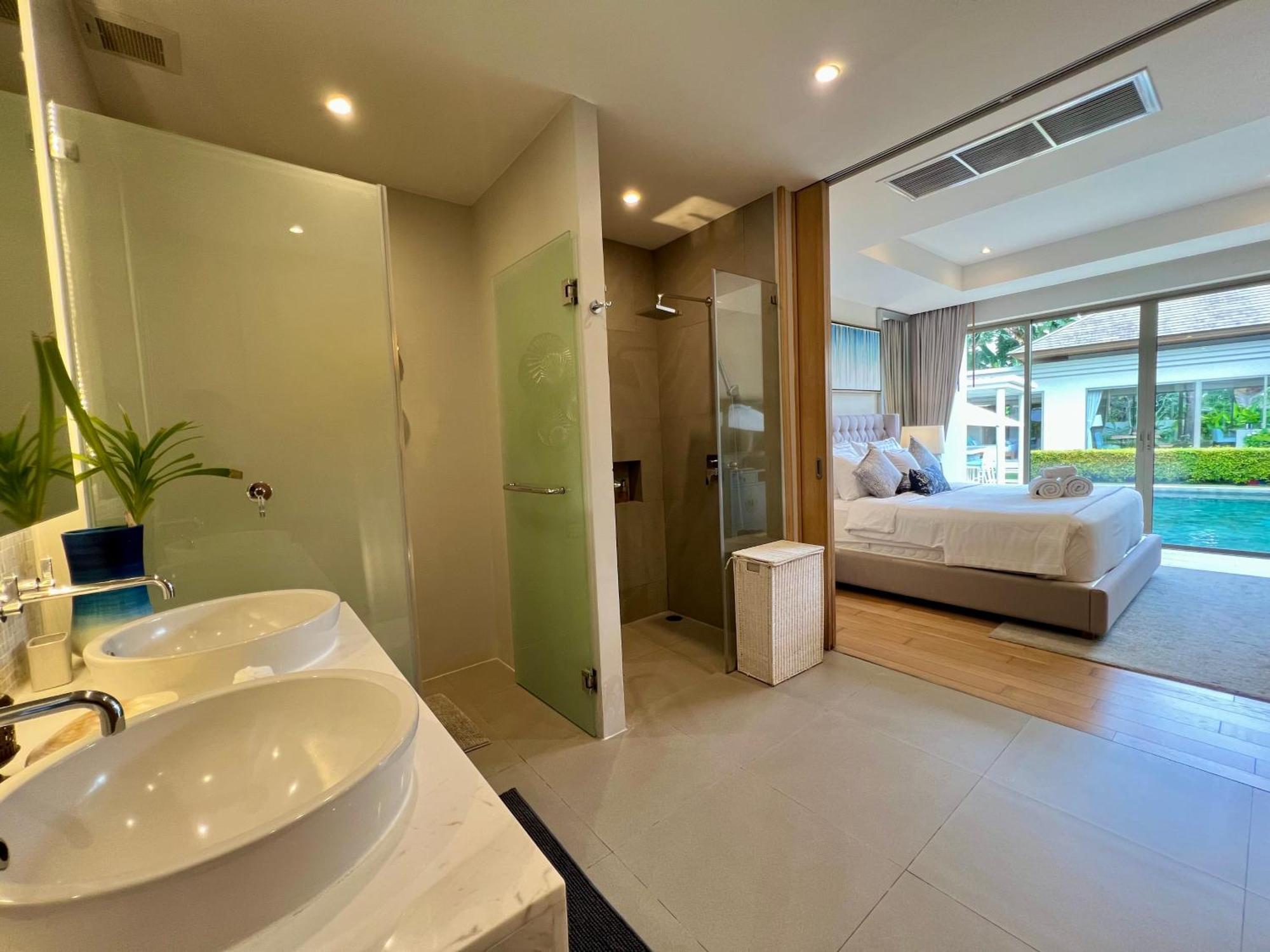 Trichada By Resava * Strand Bang Tao