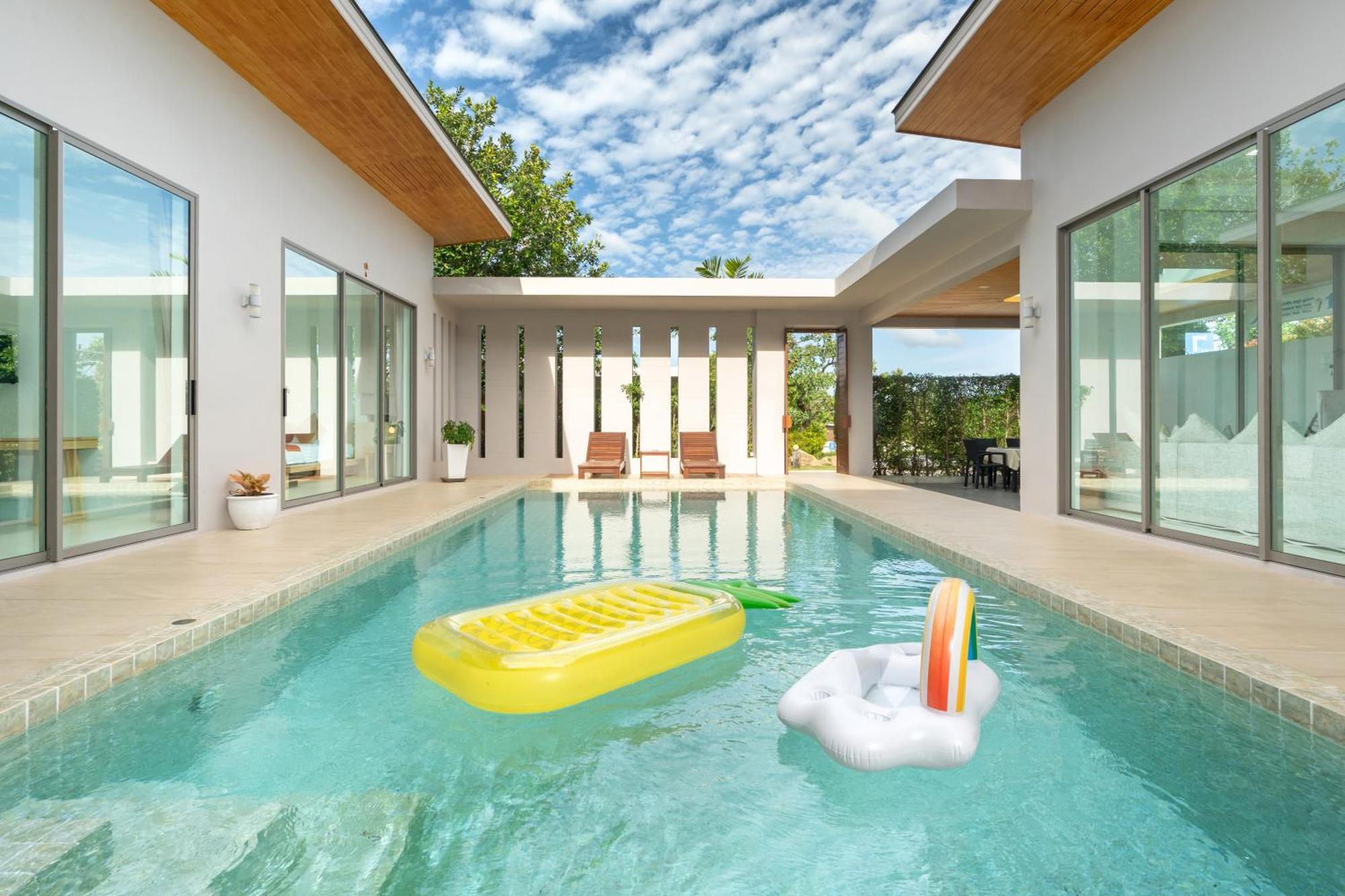 Andaman Seaview Luxury Pool Phuket