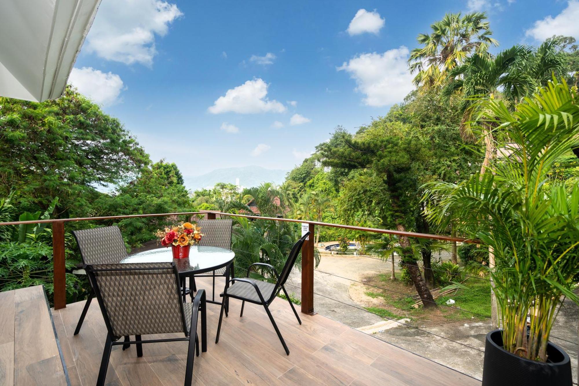 Hill 3 Villa Patong