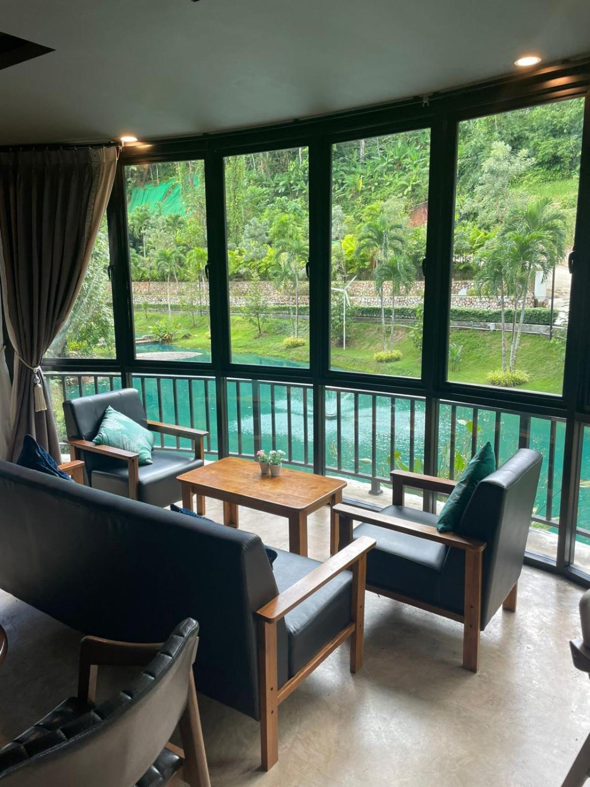 Luxury Menara Villa *