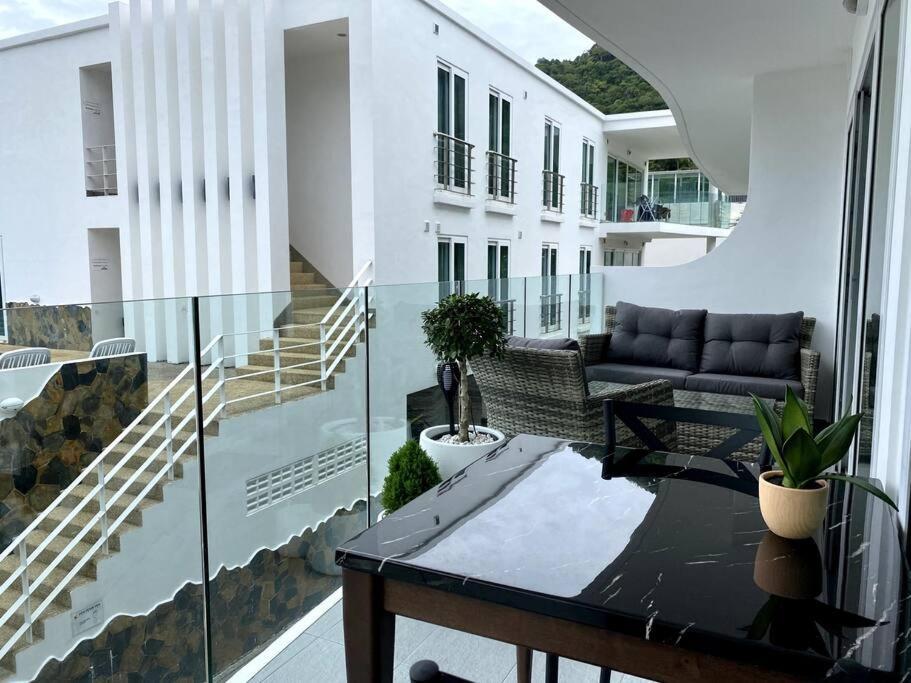 Kata Ocean View 1 Bedroom 50 M2 Apartment Ban Kata