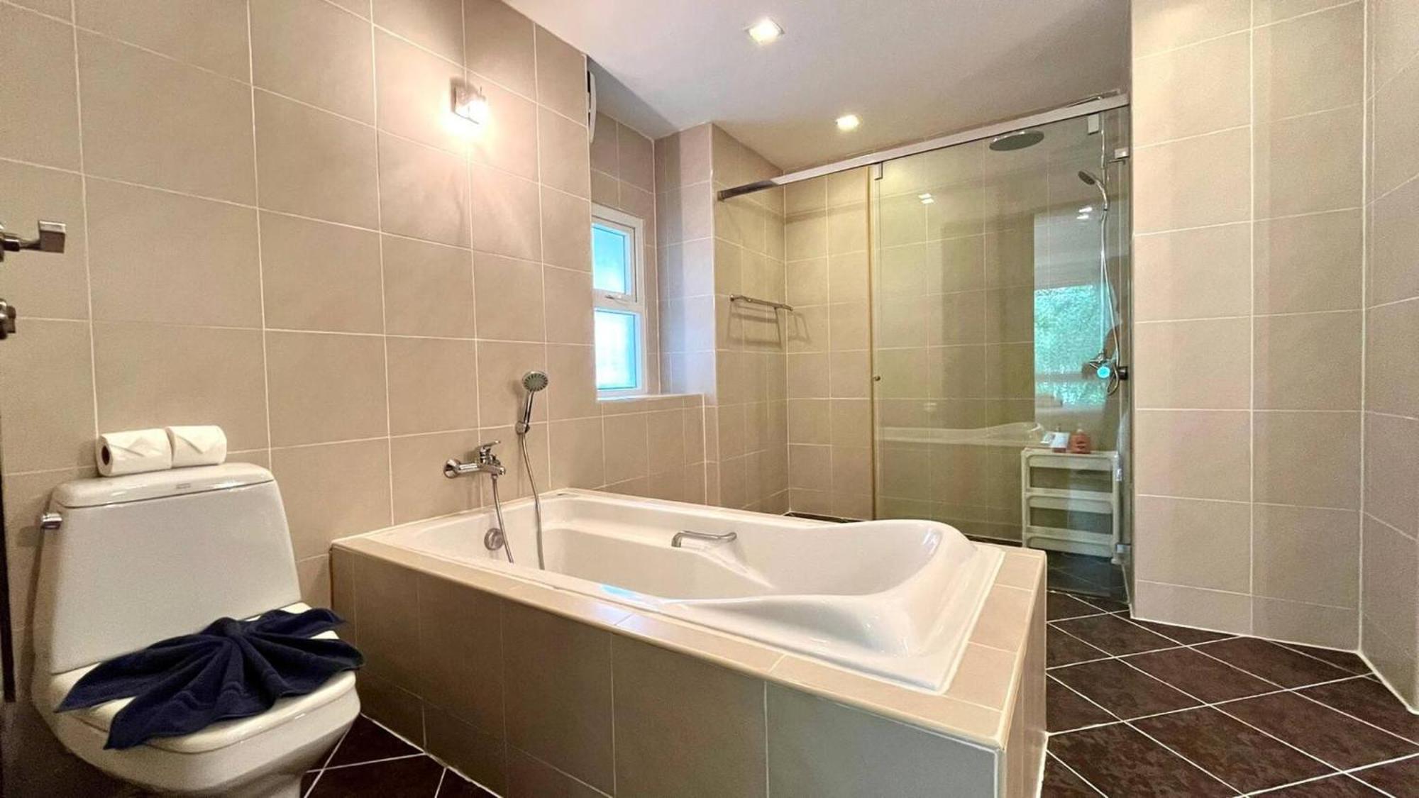 Apartment 6-58 Penthouse 155 Qm 1km Away From *