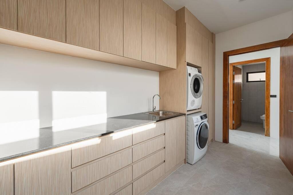 Peaceful Paradise In Saiyuan V147 Holiday home *