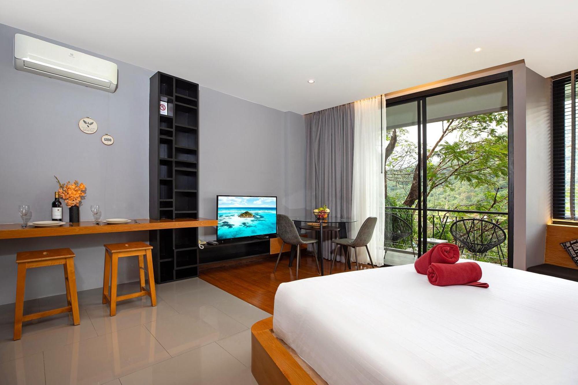 Embrace Nature, Comfort & Beach Proximity - B24 At *