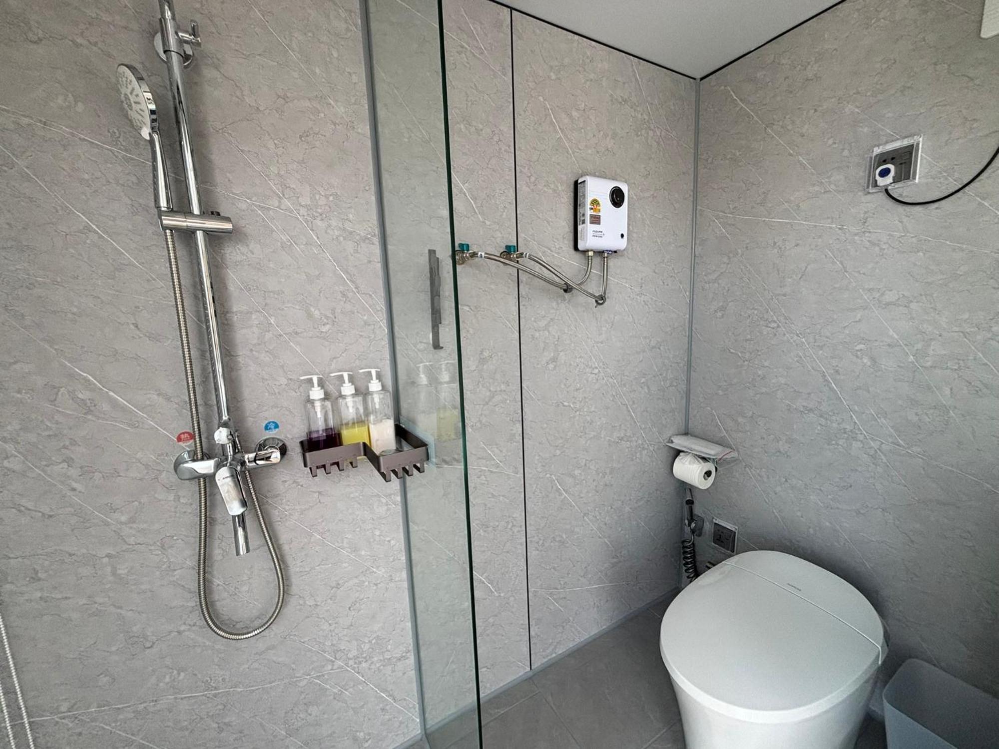 Hotel Space House Phuket 4*