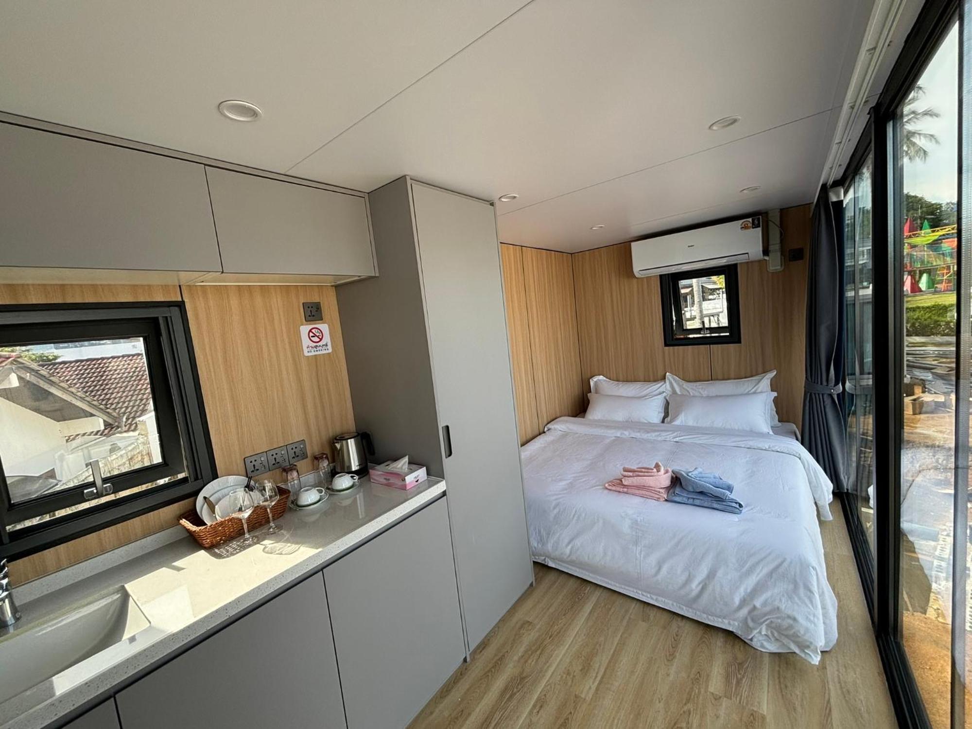 Hotel Space House Phuket