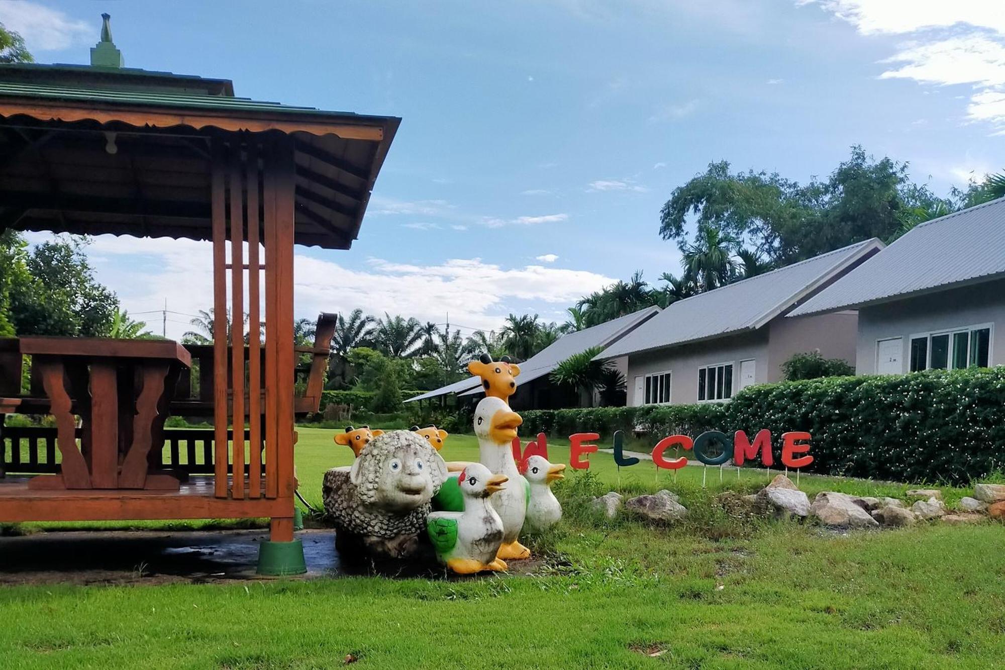 Davy Phuket Vakantieboerderij *