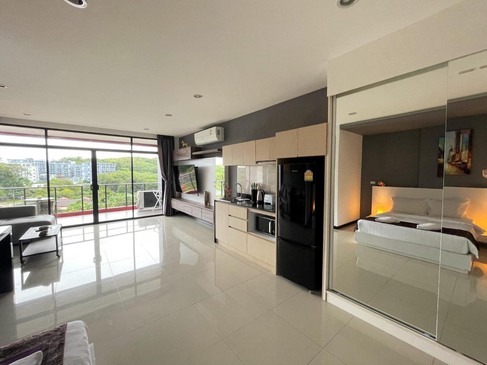 Nai Harn Spacious Great Amenities Rawai