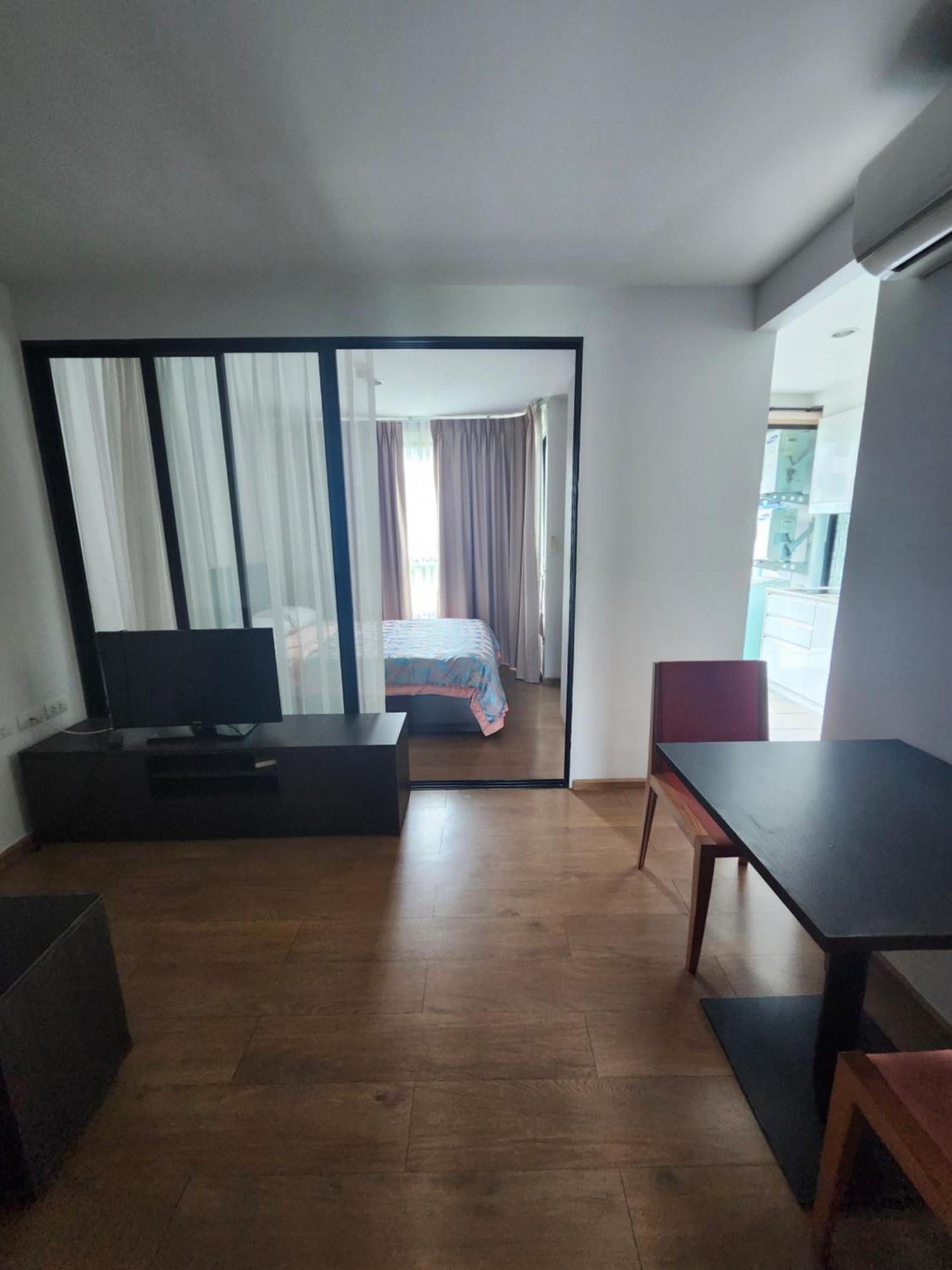 Centrio 1 Bed 8 Apartment *