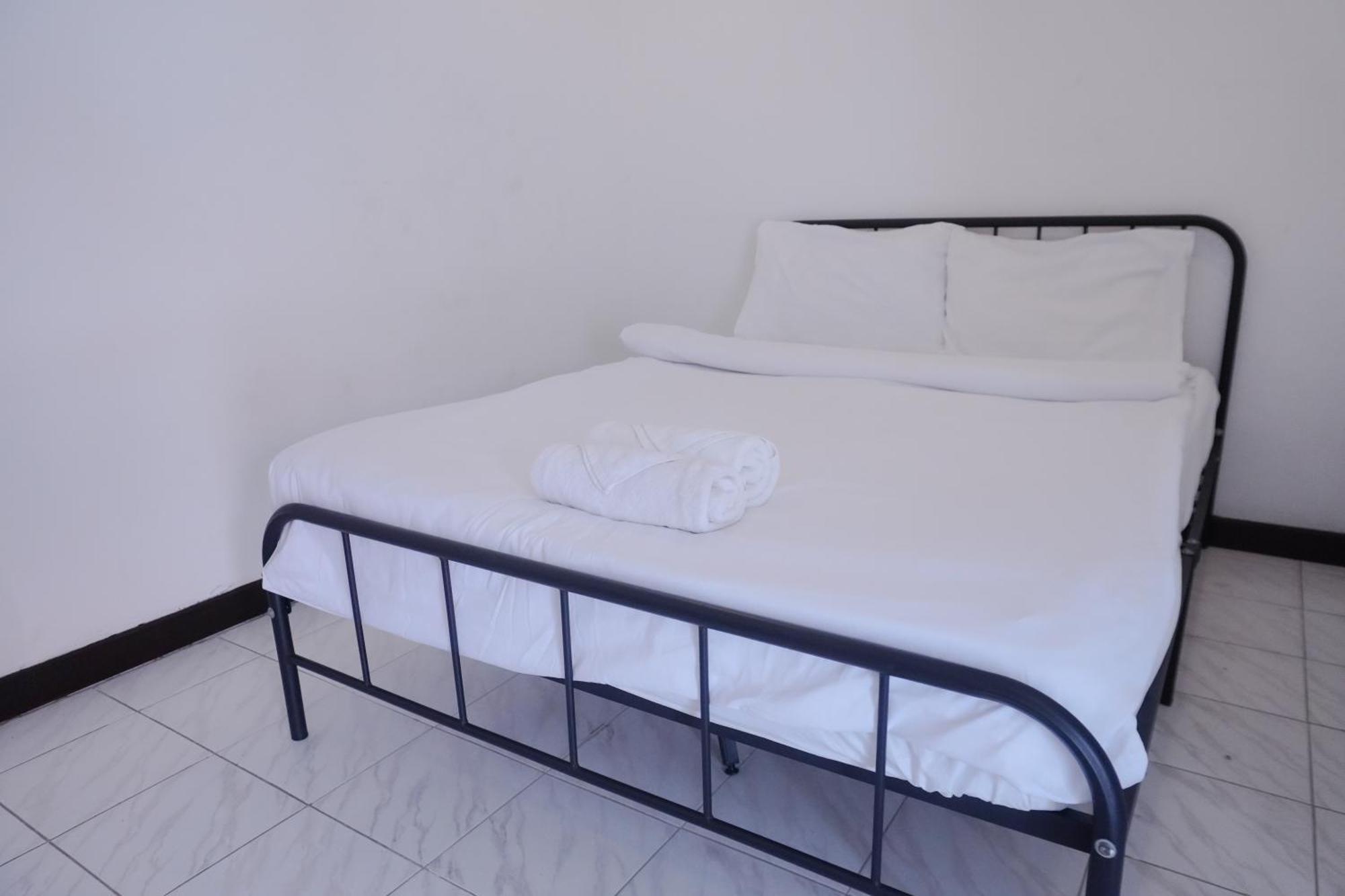 Go Beach - โกอินน์ หาดป่าตอง Apartment *