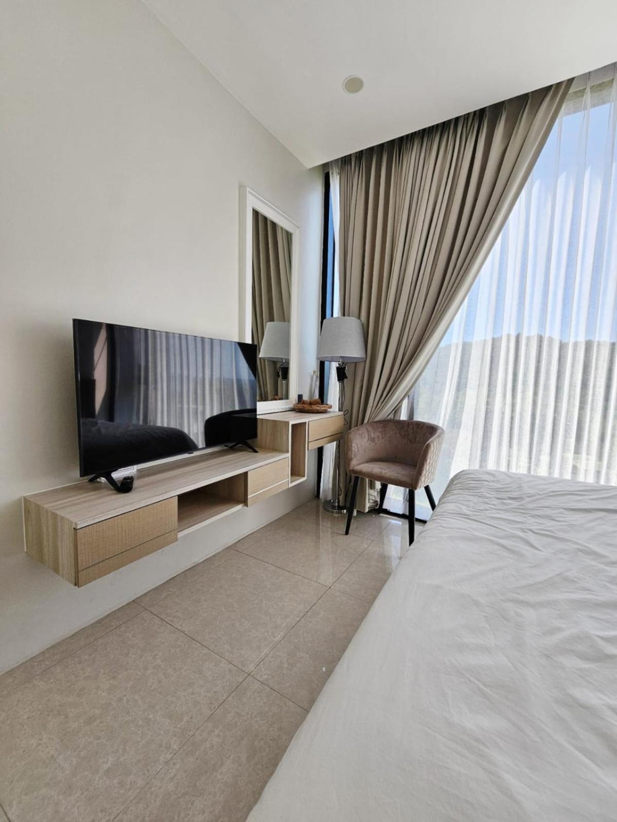 The Viva High Patong