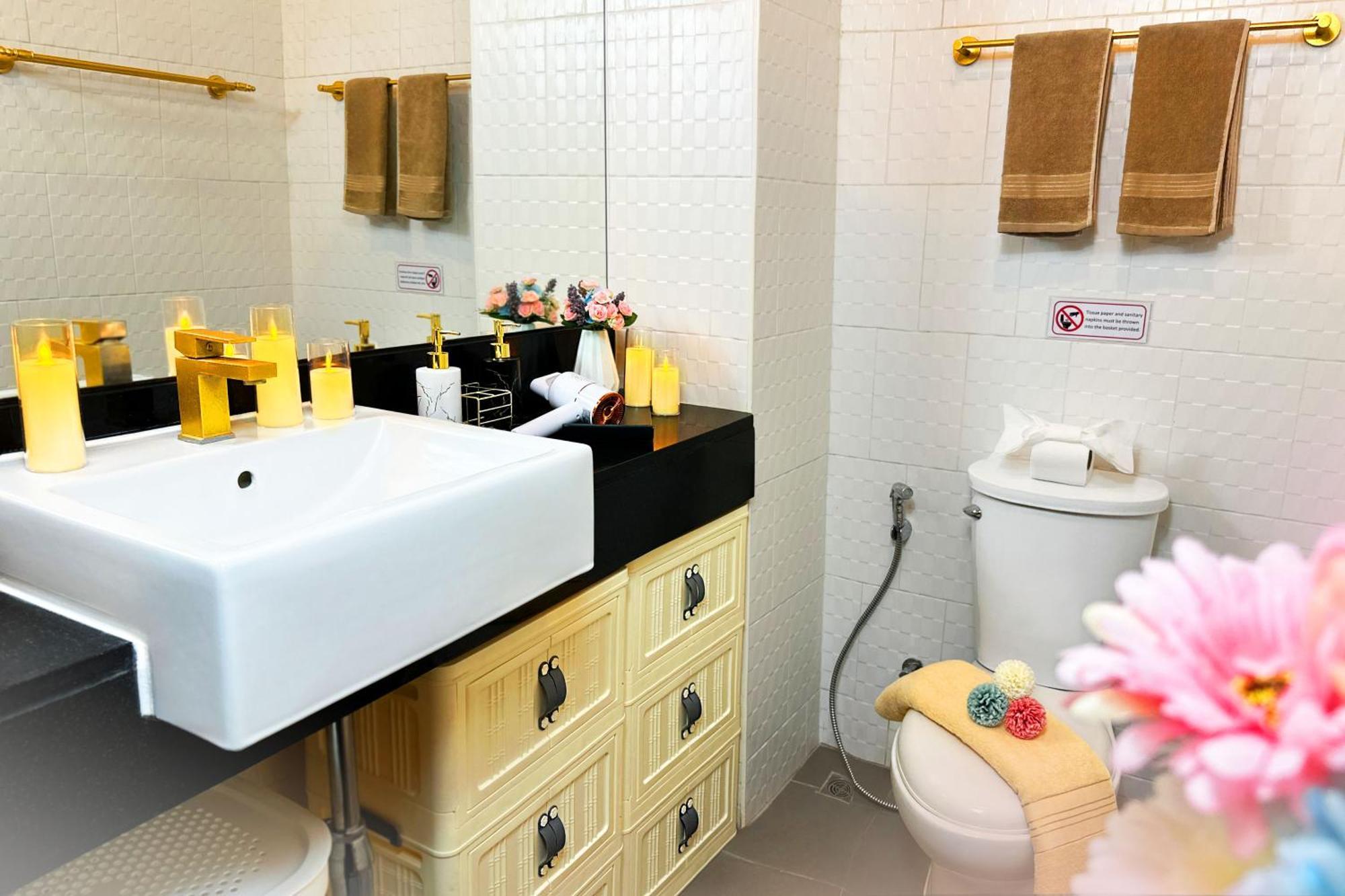 Scenic 50 Sqm Apartment Karon