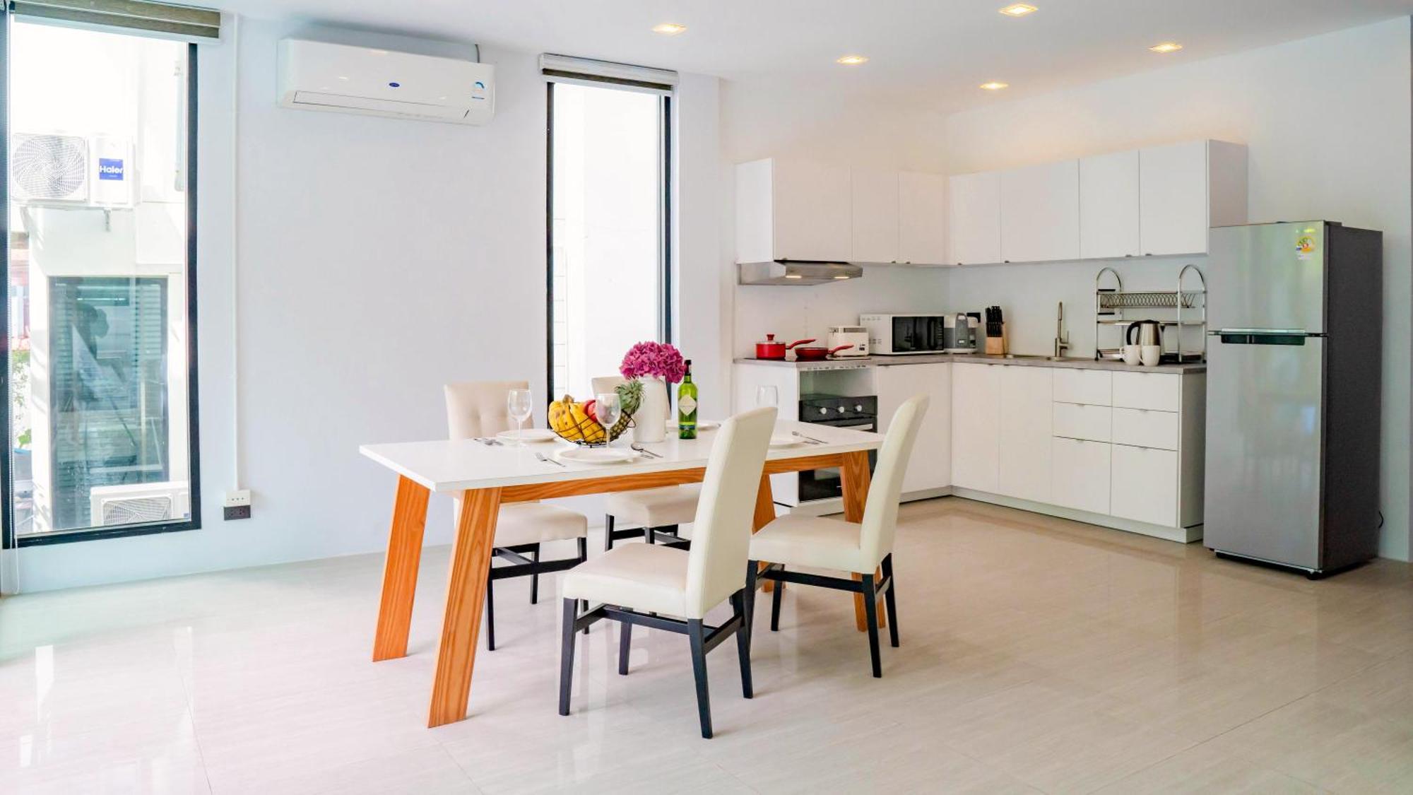 Lively At Vibrant Kata, 4br Pool B2 Near - Utk2 Villa