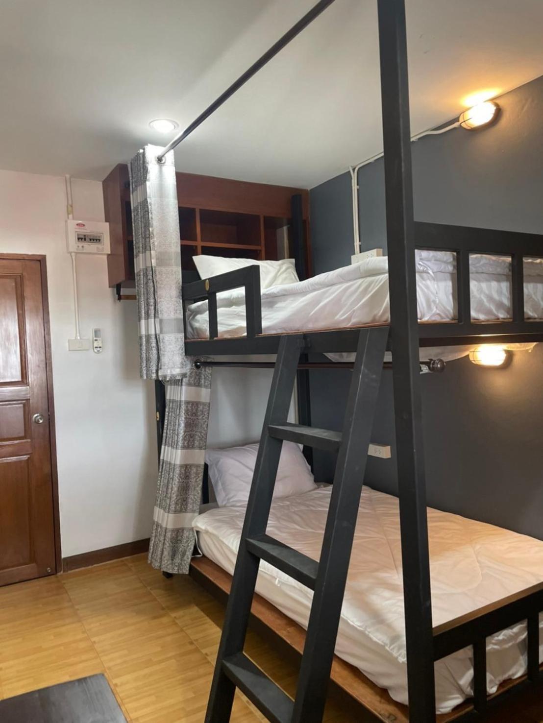 Mona House Apartment Chalong