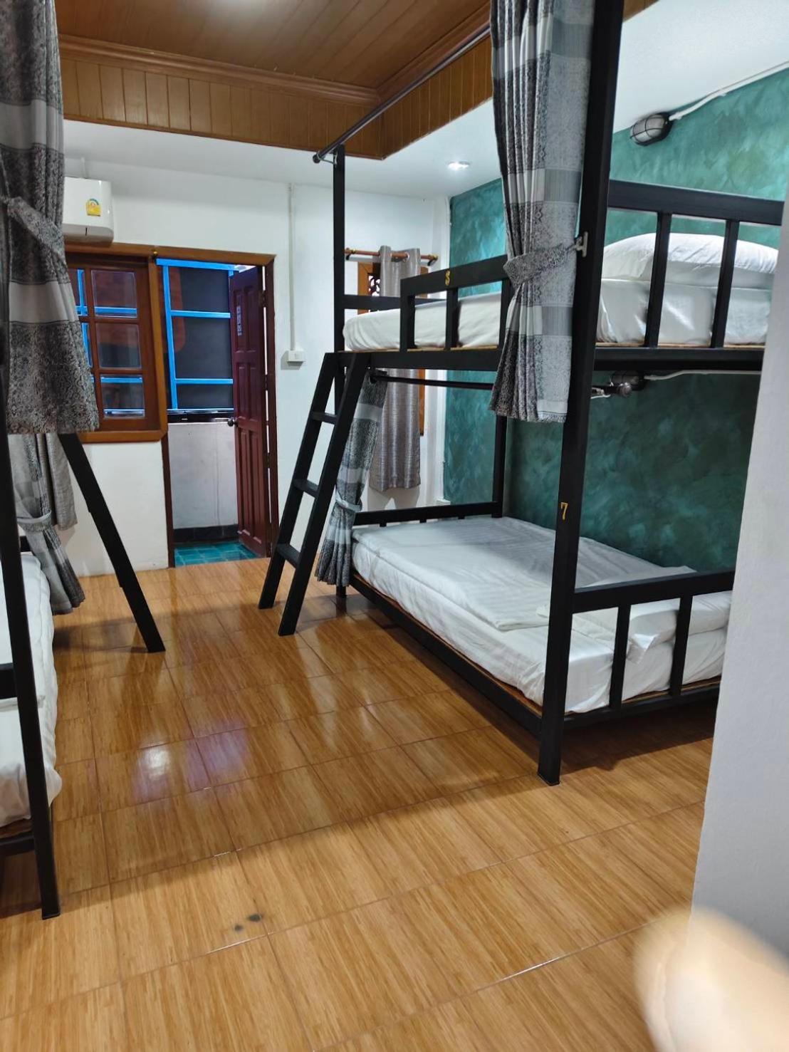 Apartment Mona House *