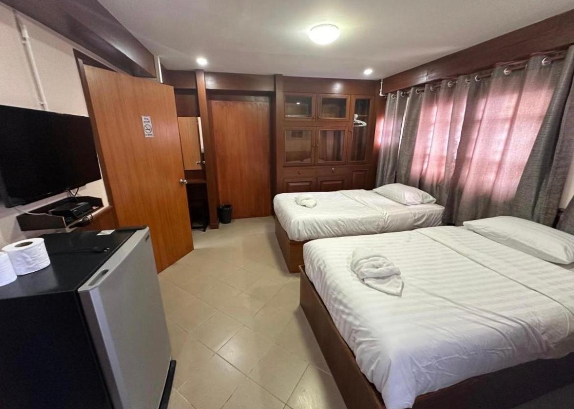Mona House Apartment Chalong