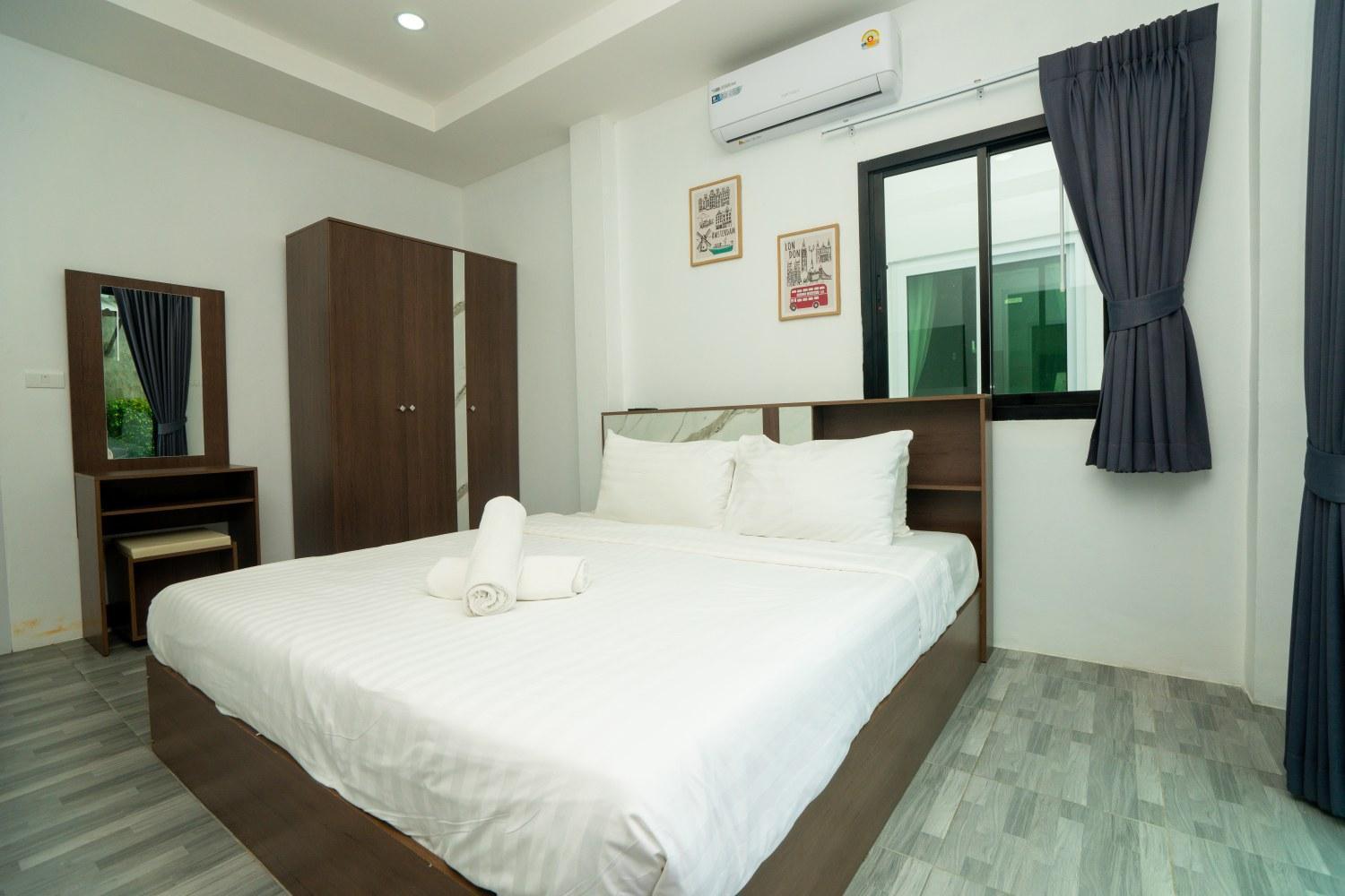 Lovely 2 Bed Share Pool Near Apartment Ban Lum Fuang