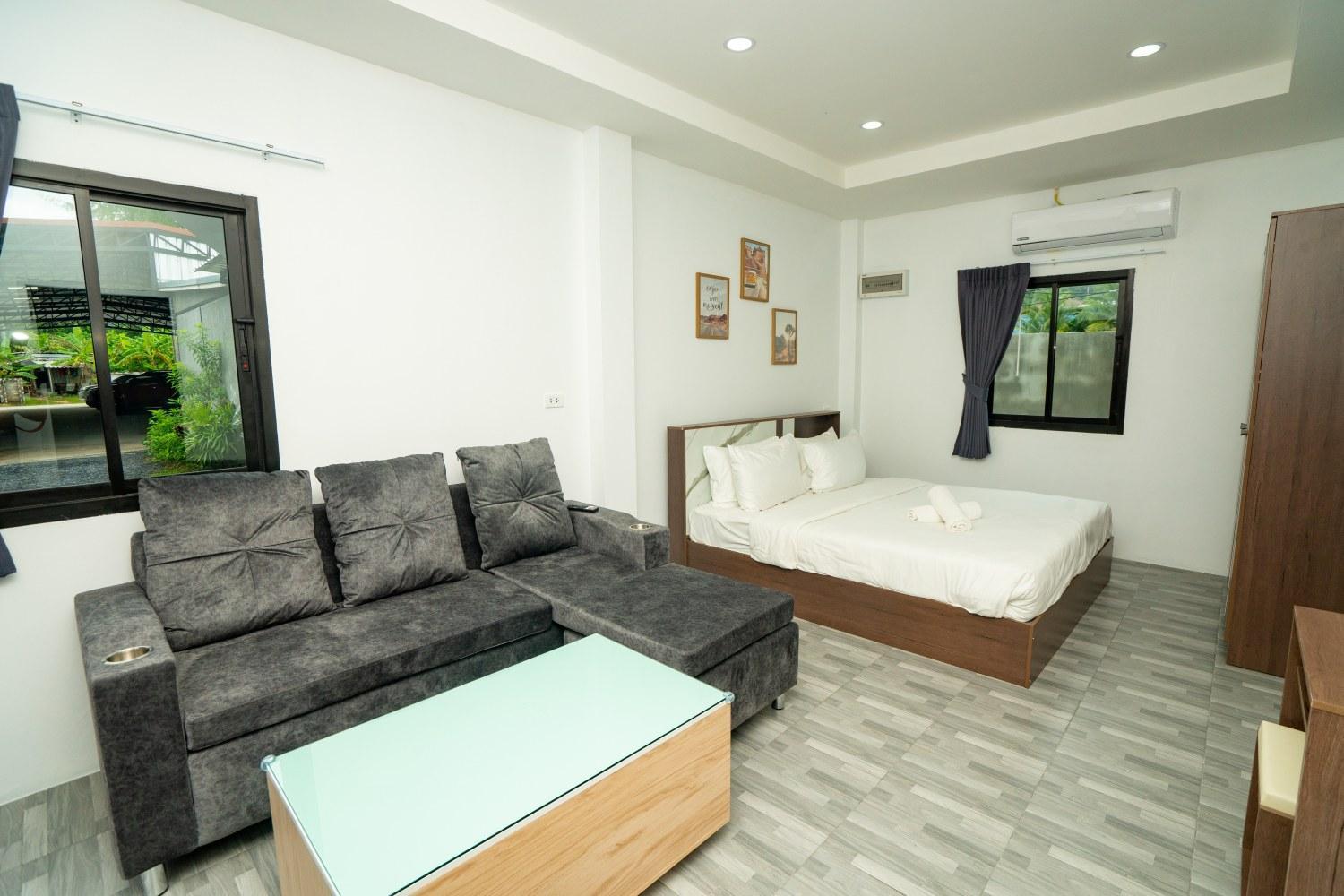Apartment Lovely 2 Bed Share Pool Near *
