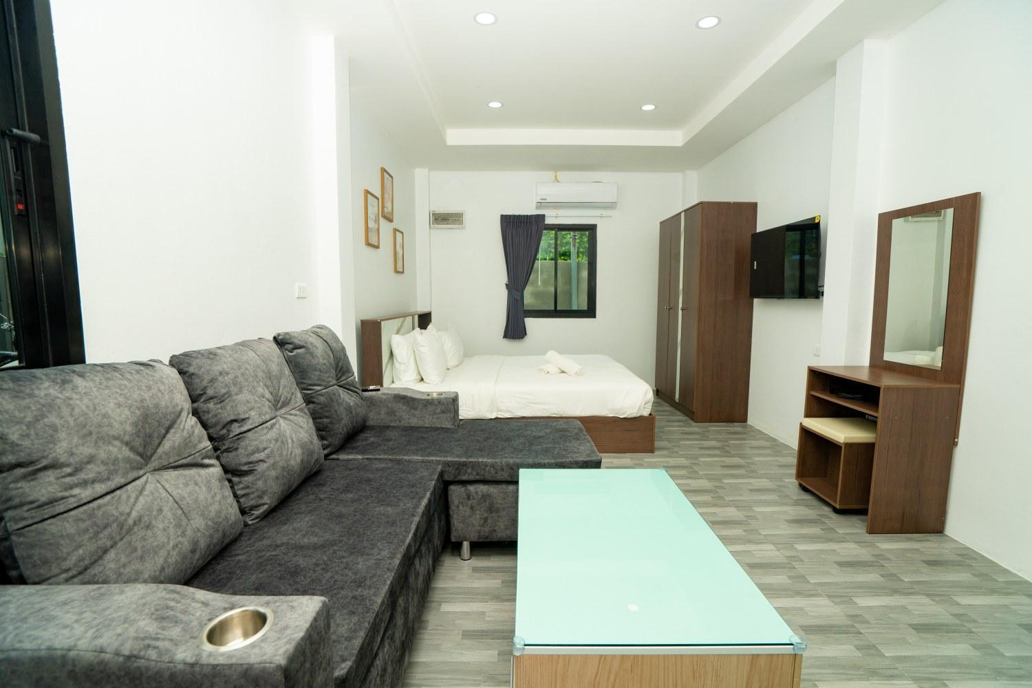 Lovely 2 Bed Share Pool Near * Ban Lum Fuang
