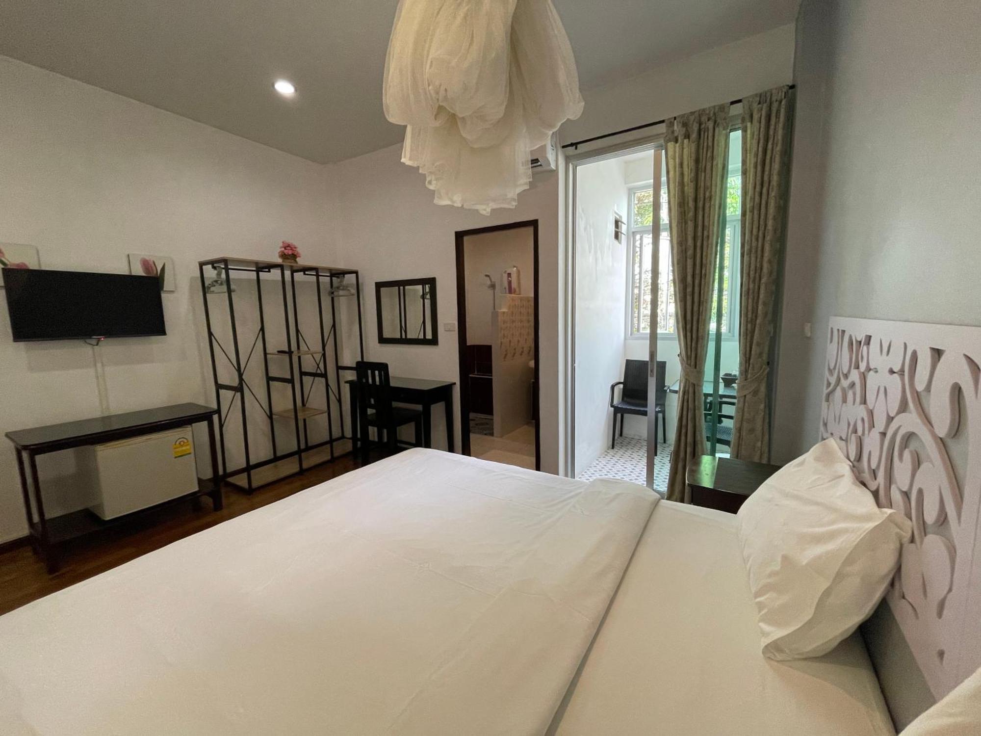 Hotel Nawaporn Place