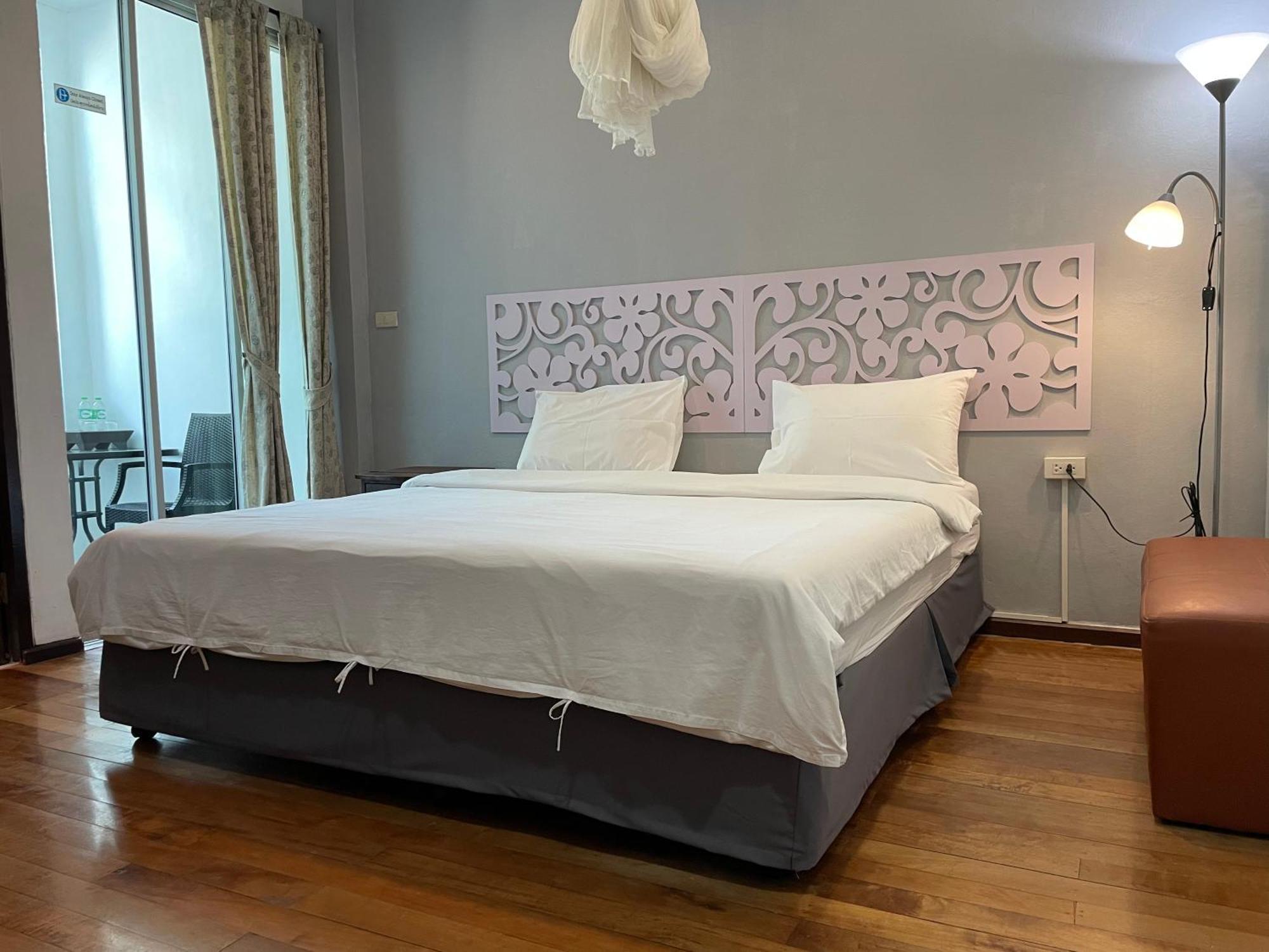 Nawaporn Place 2* Phuket