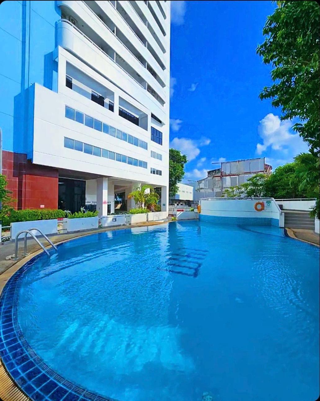 Apartment Tower - Amp