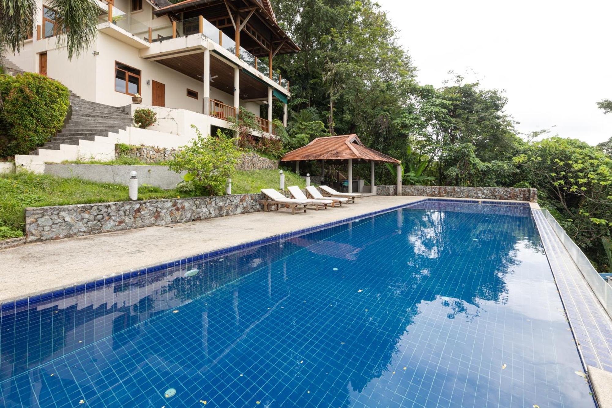 Villa Moon Talay View *